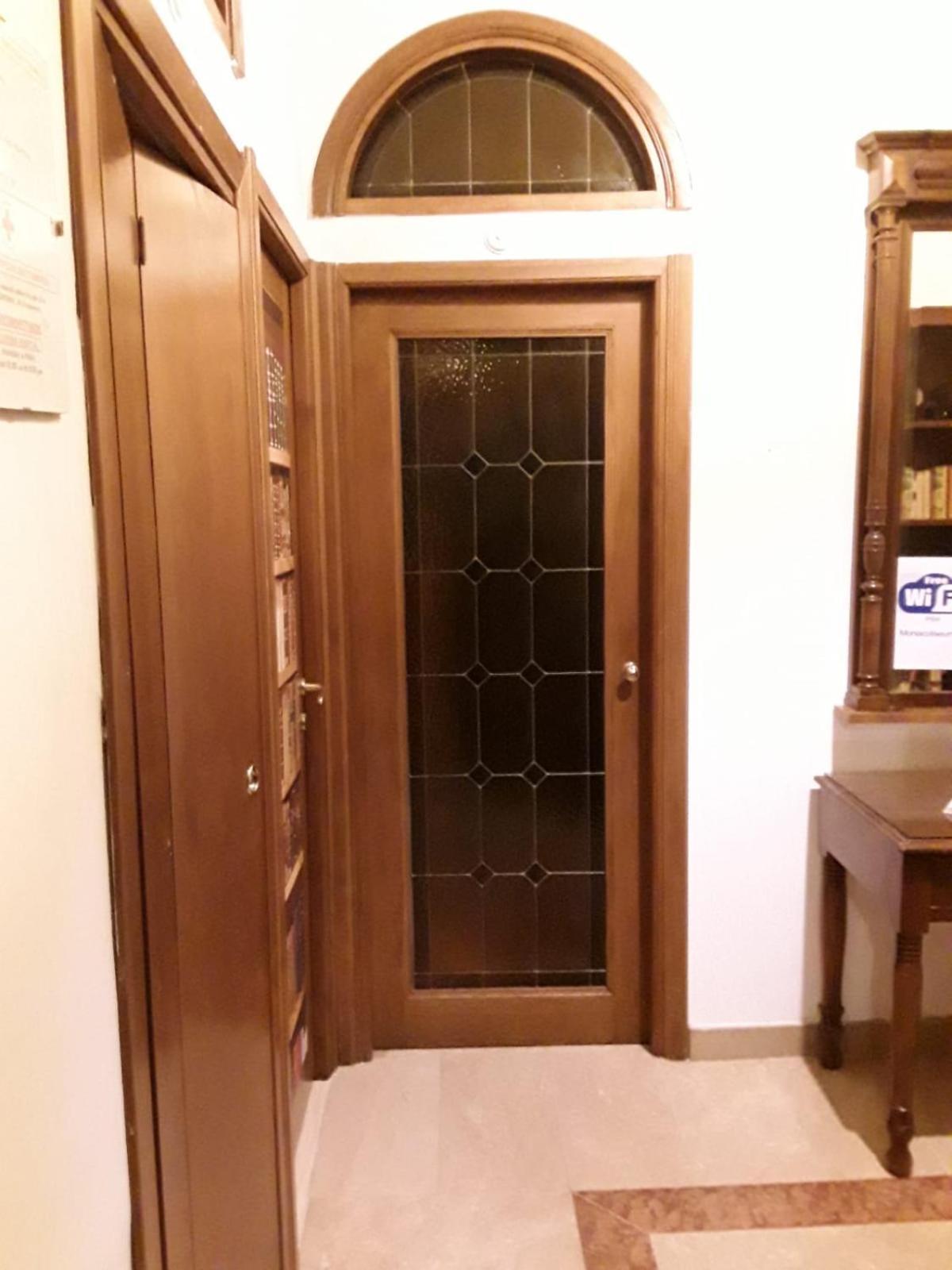 Monia Coliseum Apartment Roma Dış mekan fotoğraf